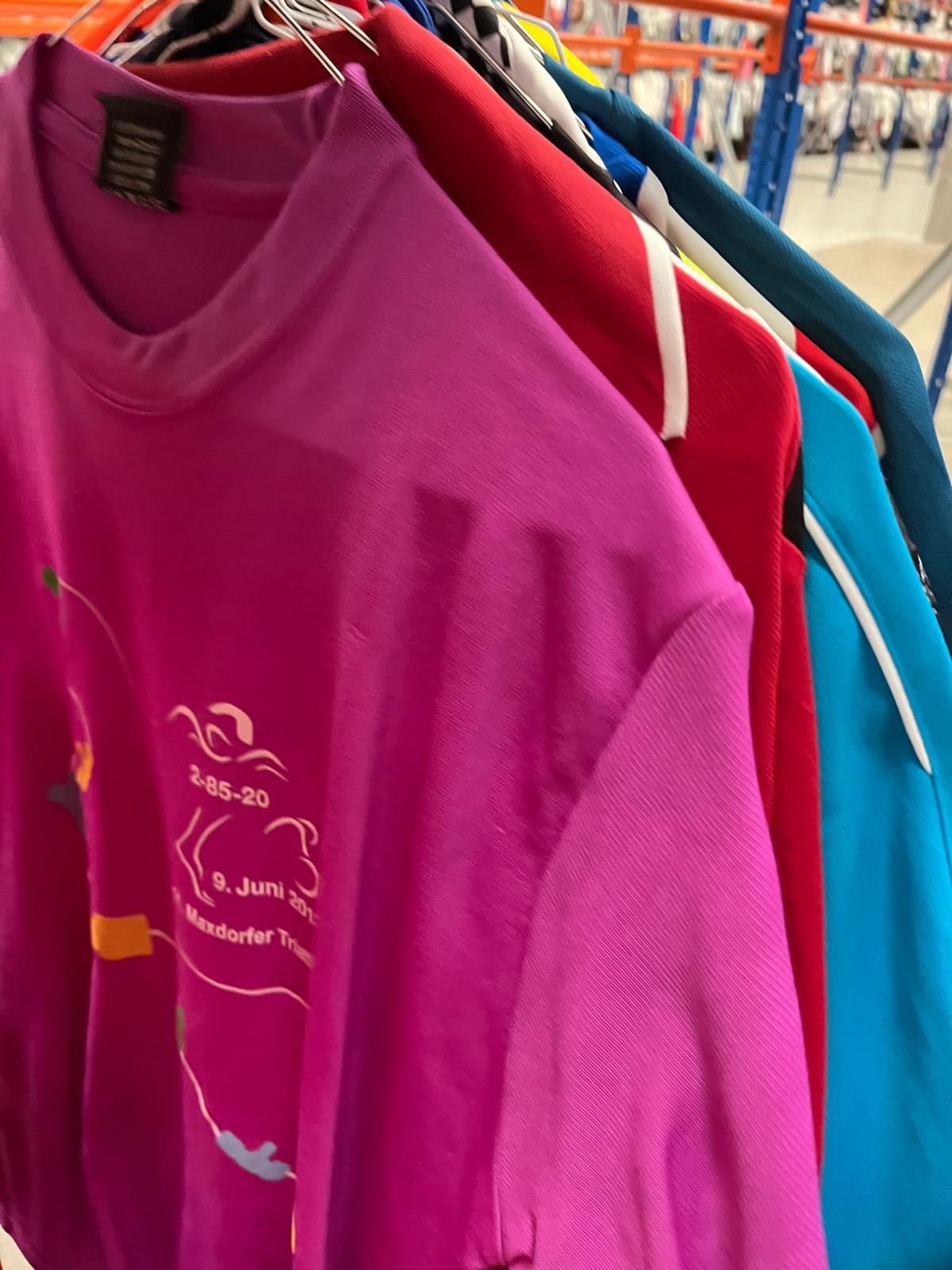 Collectible & Branded Corporate Sports Tops 10 Pack