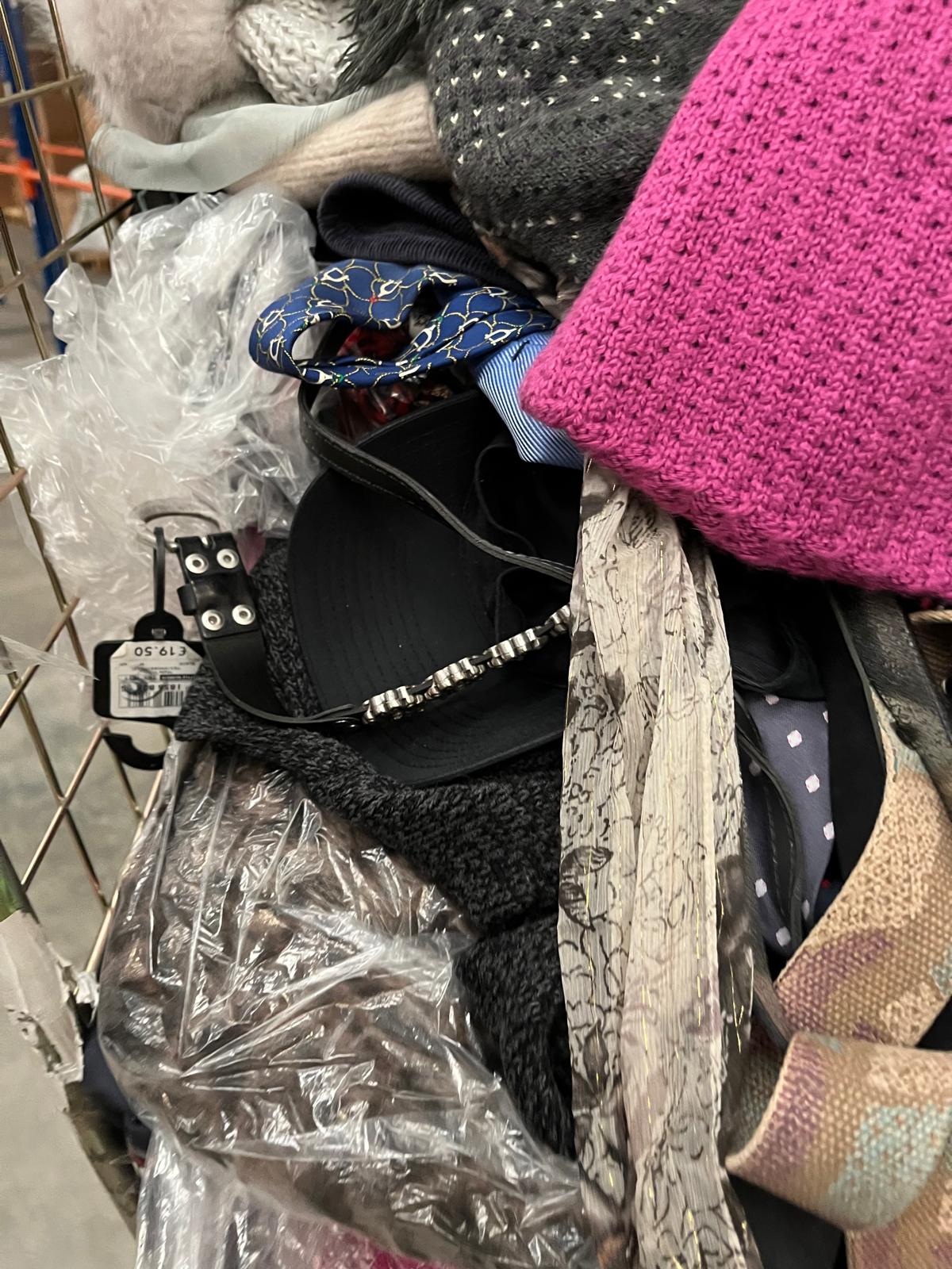 Scope Charity High Branded Or Vintage 40 High Branded Accessory Mix