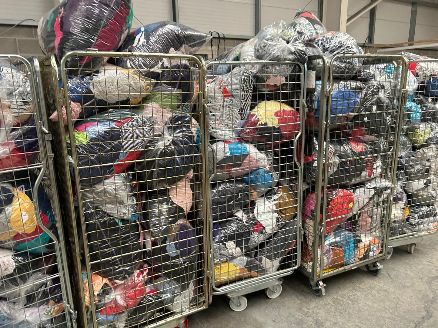 Ex House Clearance Birmingham Womens 35-Pack Wholesale Preloved Clothing – For Resale