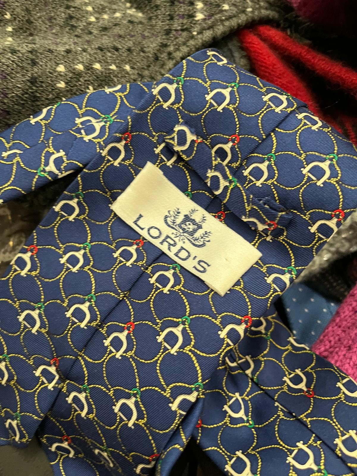 Ex Oxfam High Branded Or Vintage 40 Accessory Mix
