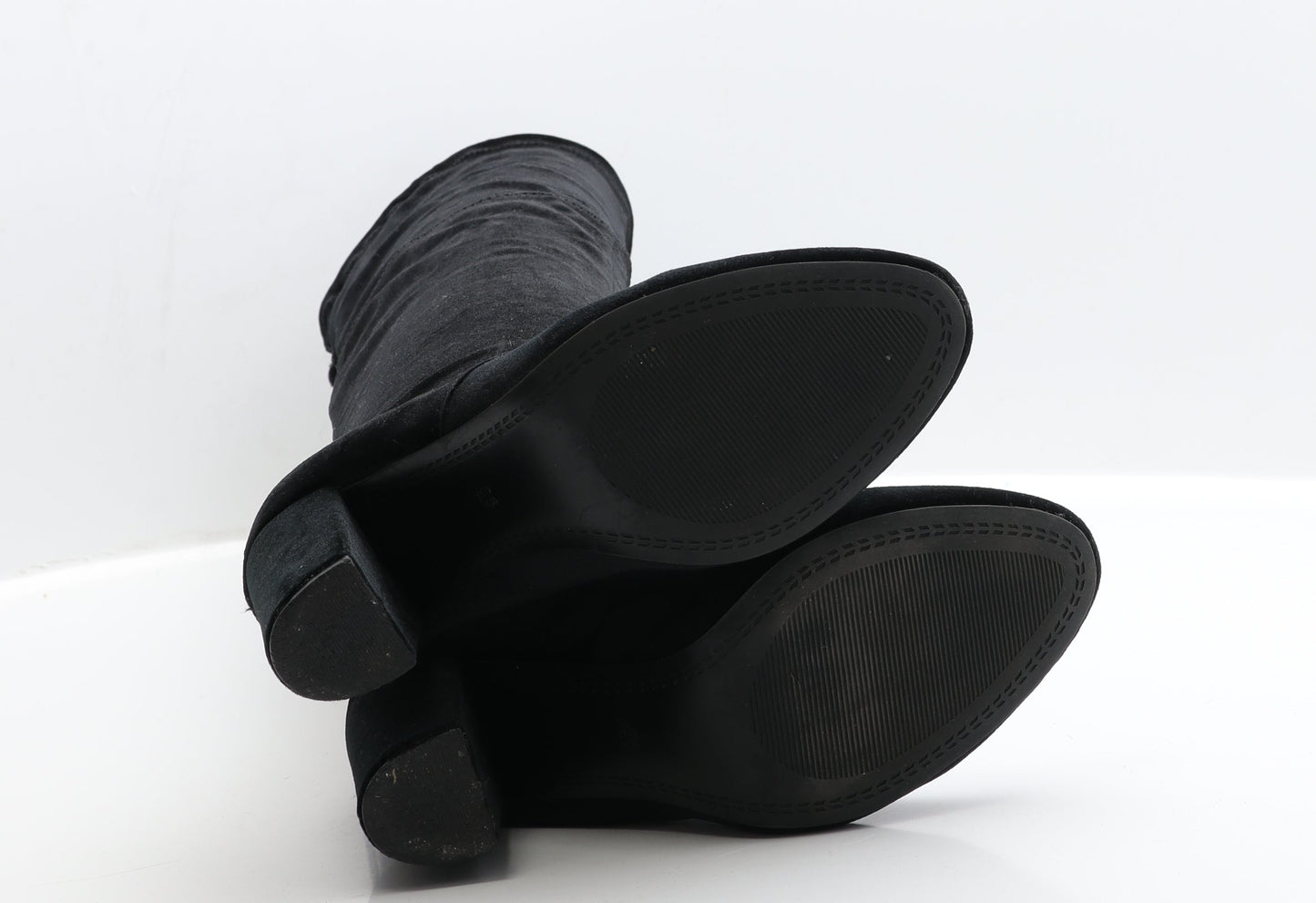 Preworn Womens Black Faux Suede Slip On Boot 3 EUR 36