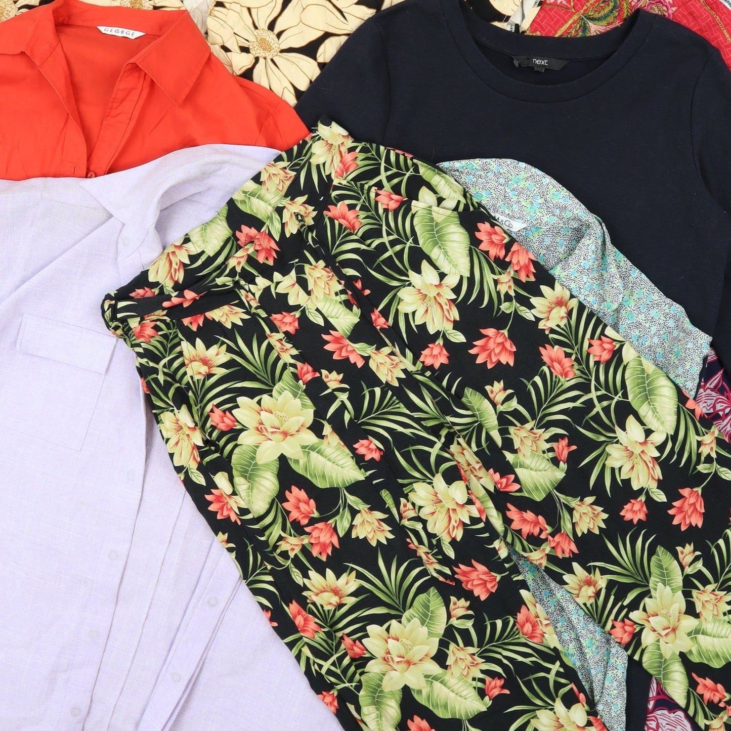 Ex Retail Womens 35-Pack Wholesale Preloved Clothing For Resale