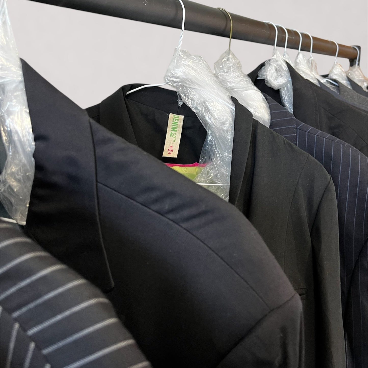 Ex Street Market Wholesale Used Clothing Bundle 20 Pack For Resale