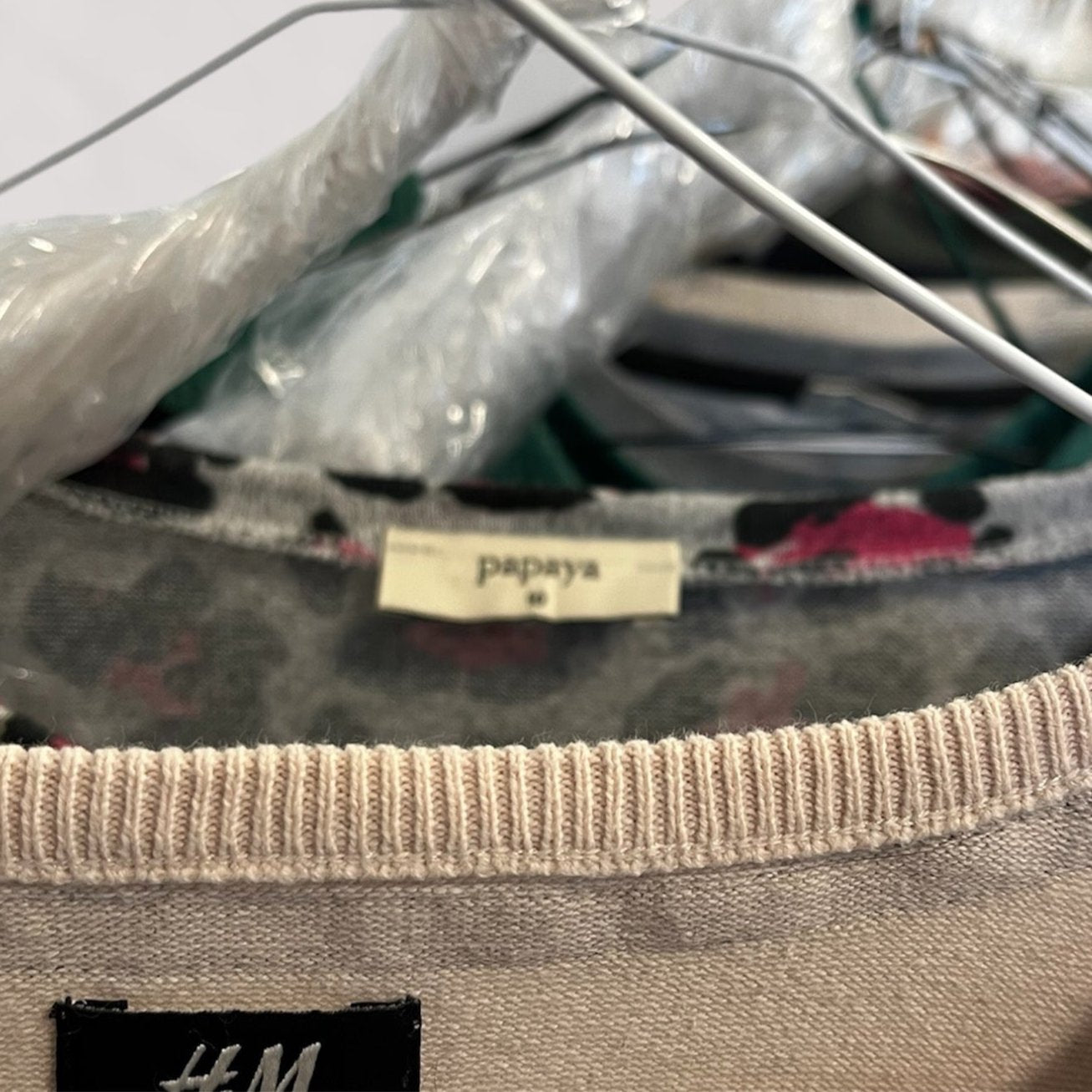 Ex Vintage Store Warehouse Closure Used Stock Bundle 20 Pack With Hangers (Copy)