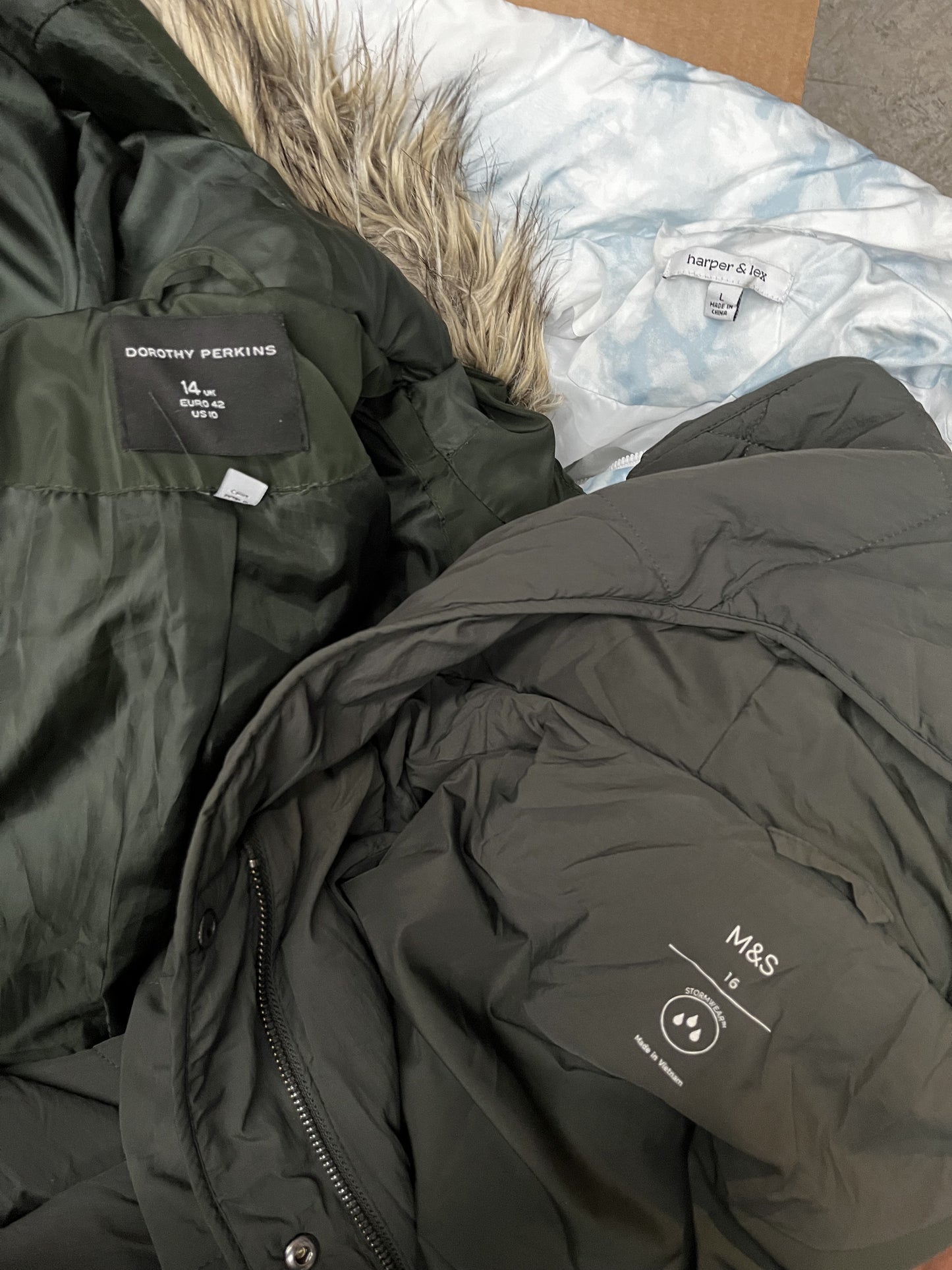 Cash4Clothes Wholesale Leeds 20 Pack Preloved Clothing For Resale