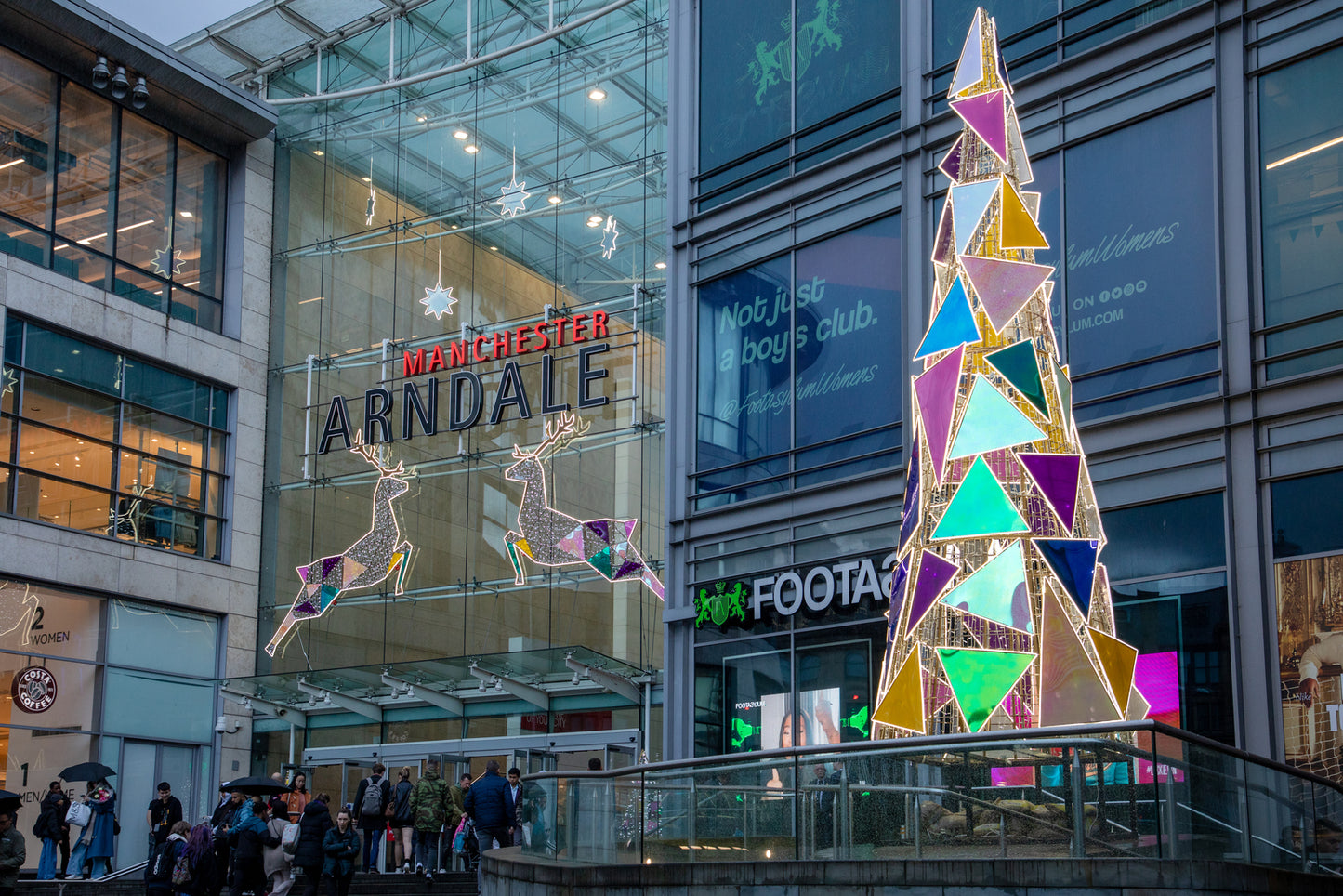 Arndale Centre Manchester & Online Clothing with Tags – 20 Pieces