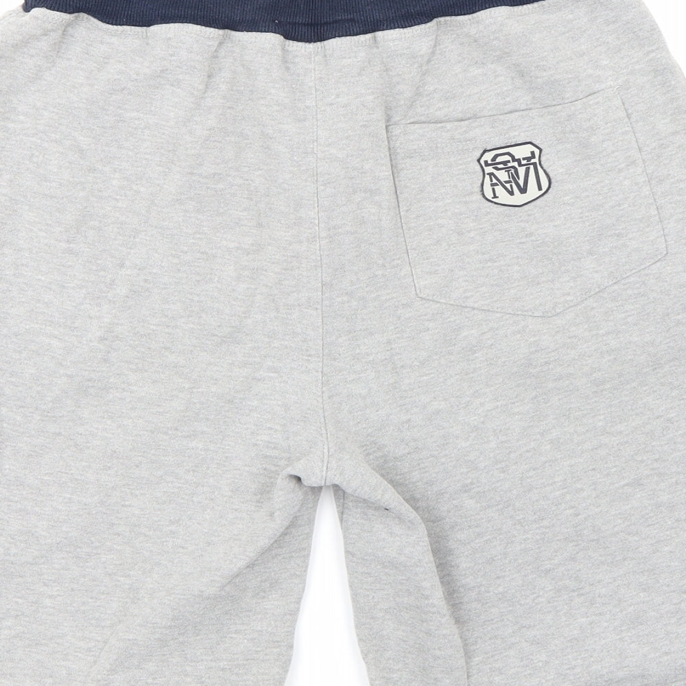 Preloved Cedar Wood State Boys Grey Sweat Shorts Size M - Label