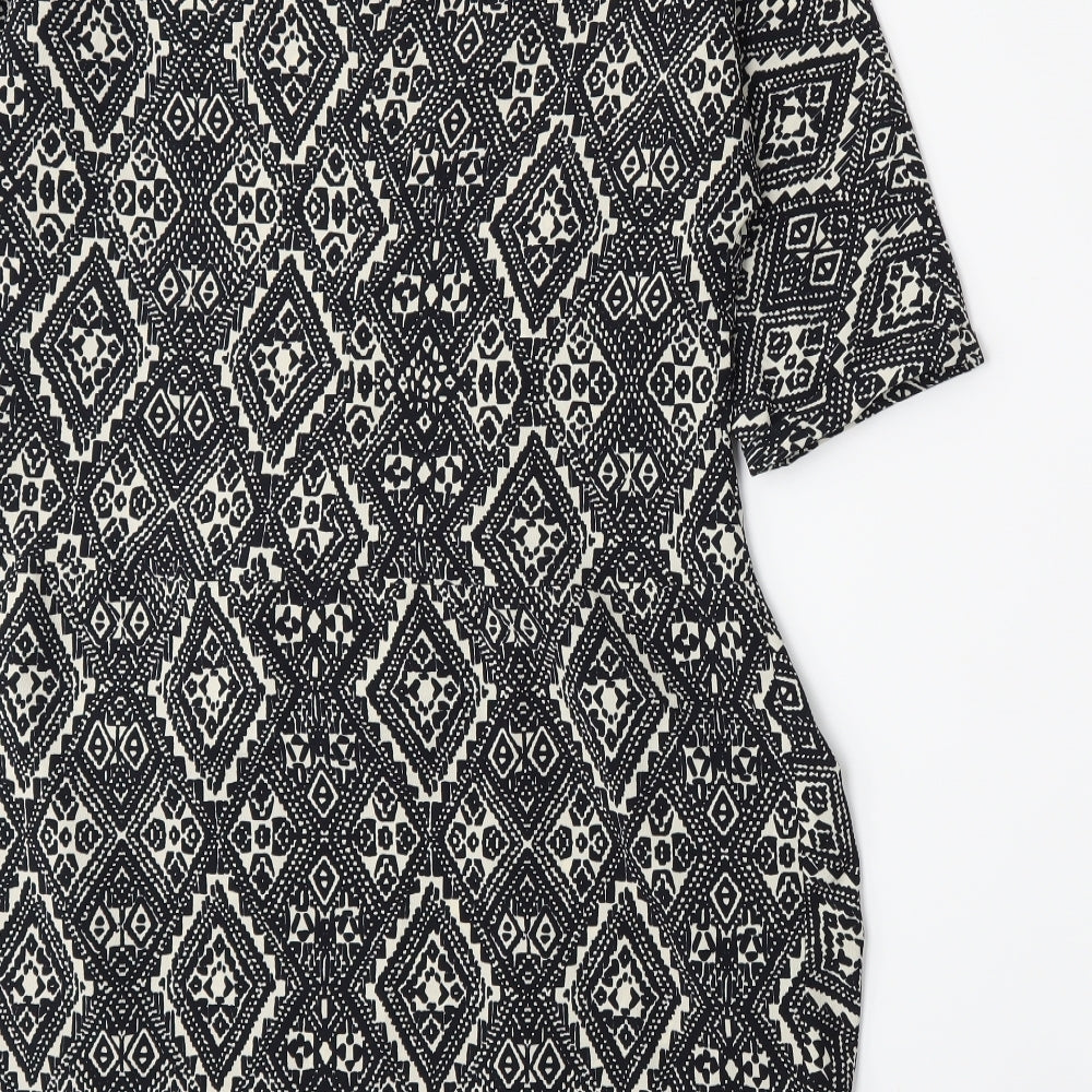 Brand and care label for Zara women’s black geometric a-line, size M