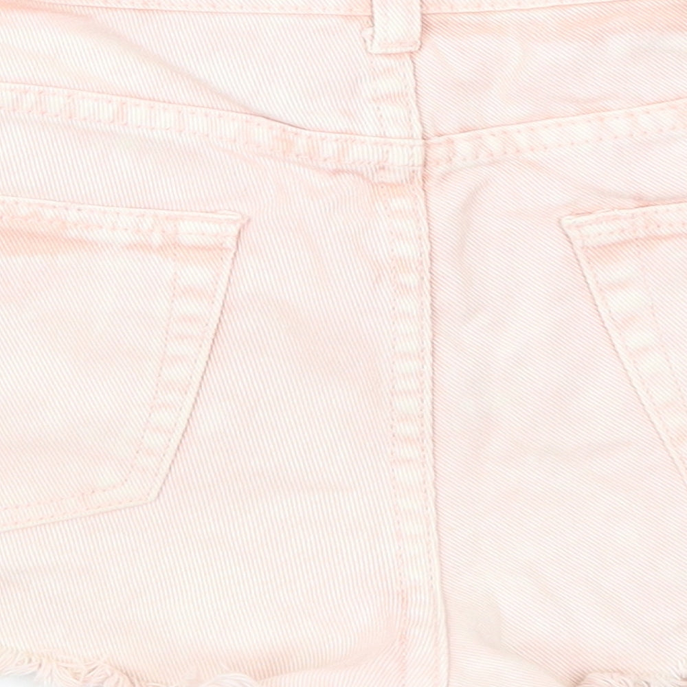 FOREVER 21 Womens Pink Denim Hot Pants Shorts Size 30 in - Distressed