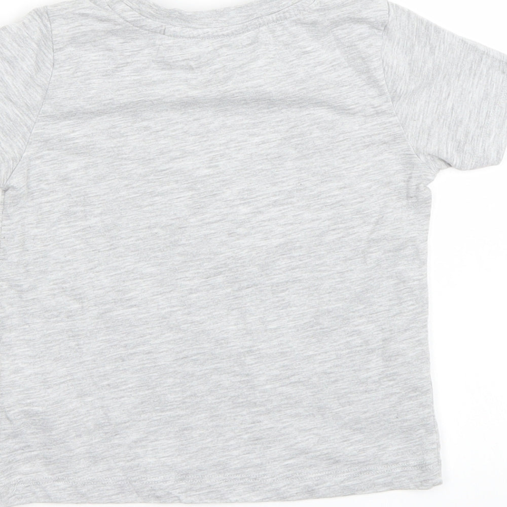 H&M Boys Grey Batik Rayon Basic T-Shirt Size 5 Years