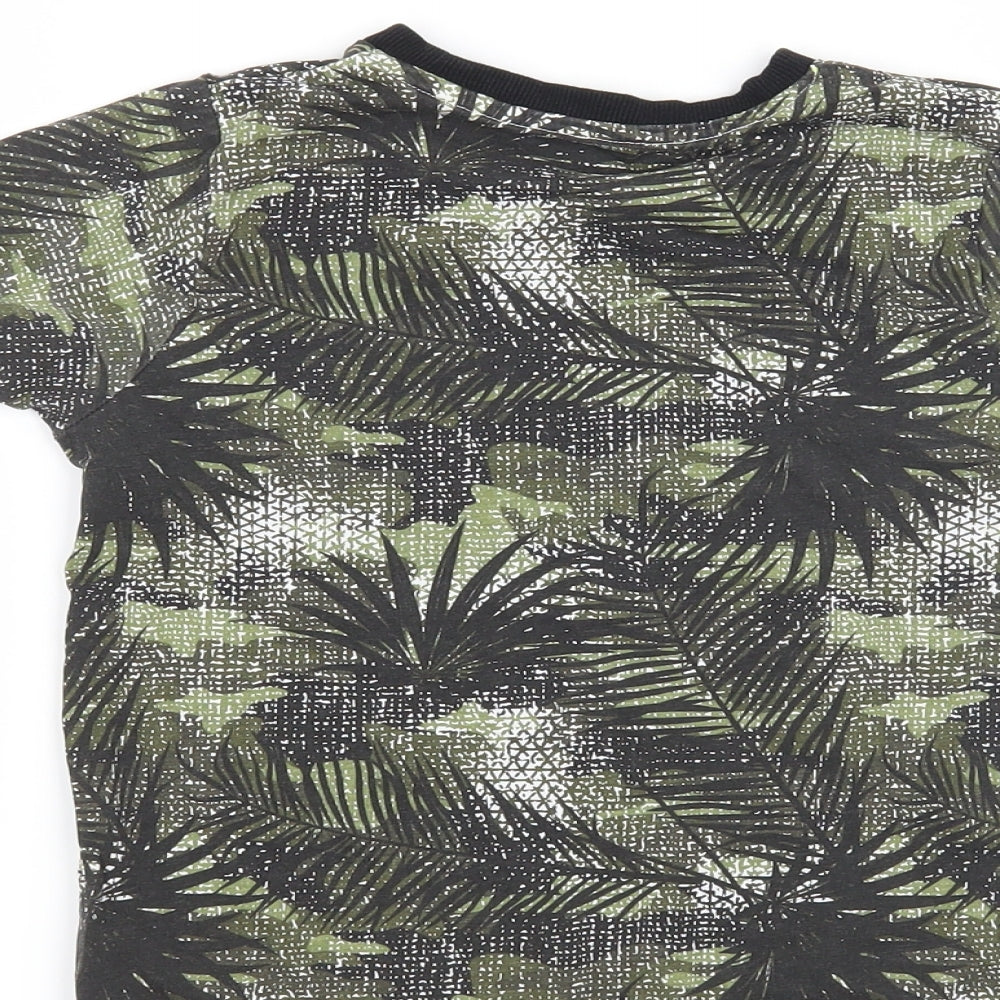 Matalan Boys Green Basic T-Shirt Size 6 Years - Leaf Print