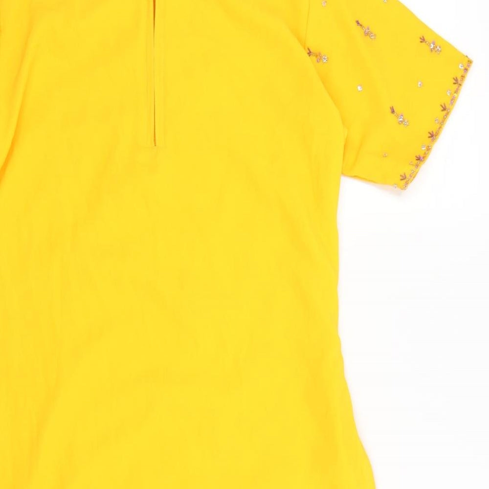 Preworn Womens Yellow Mini Size 8