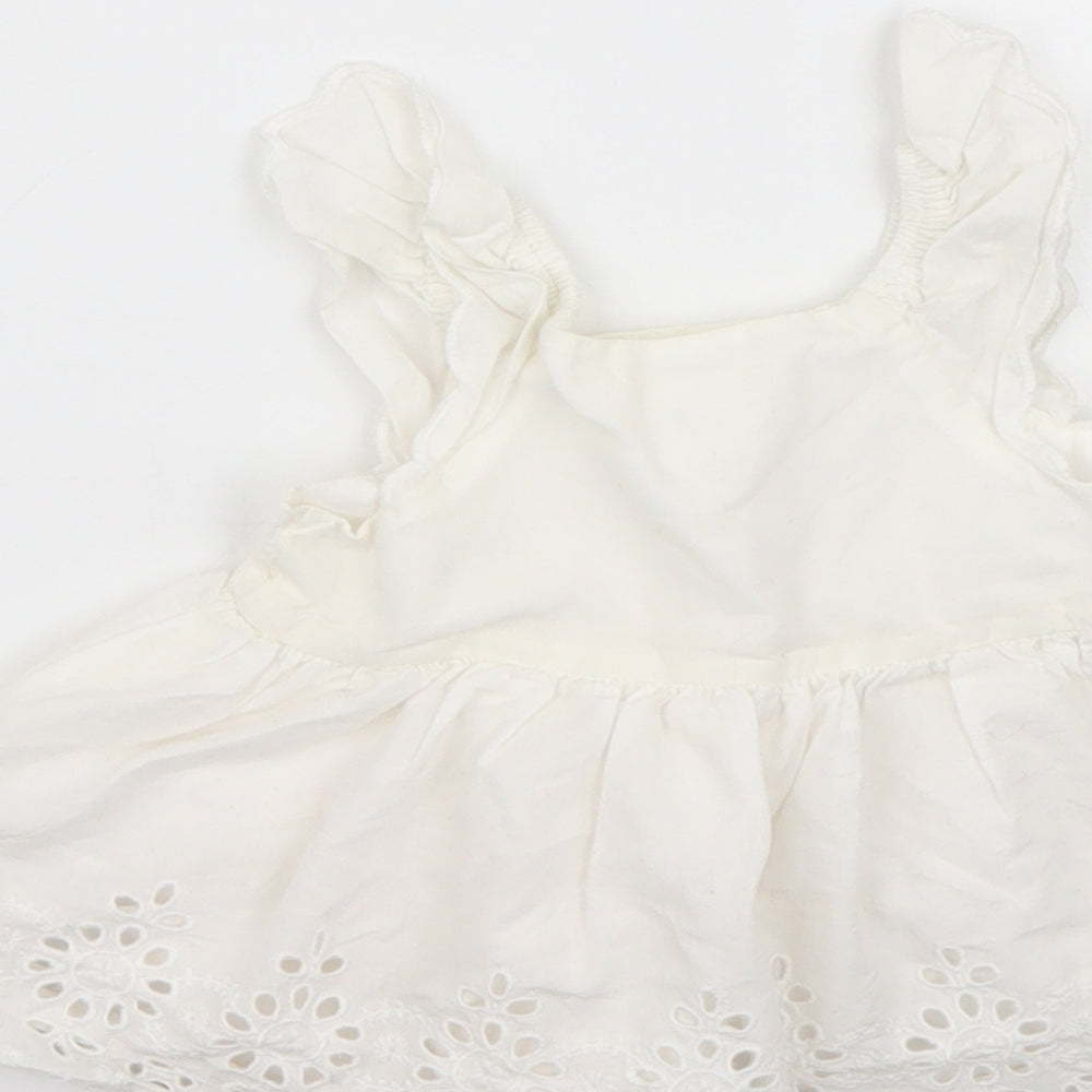 Gap Girls White A-Line Size 0-3 Months