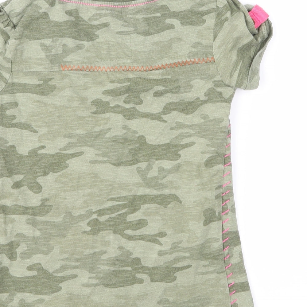 NEXT Girls Green Camouflage Pullover T-Shirt Size 5 Years