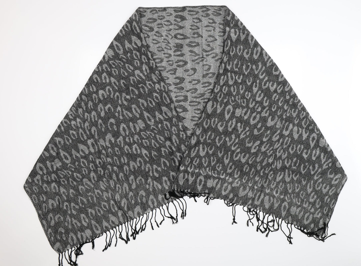 Preworn Womens Grey Animal Print Knit Scarf