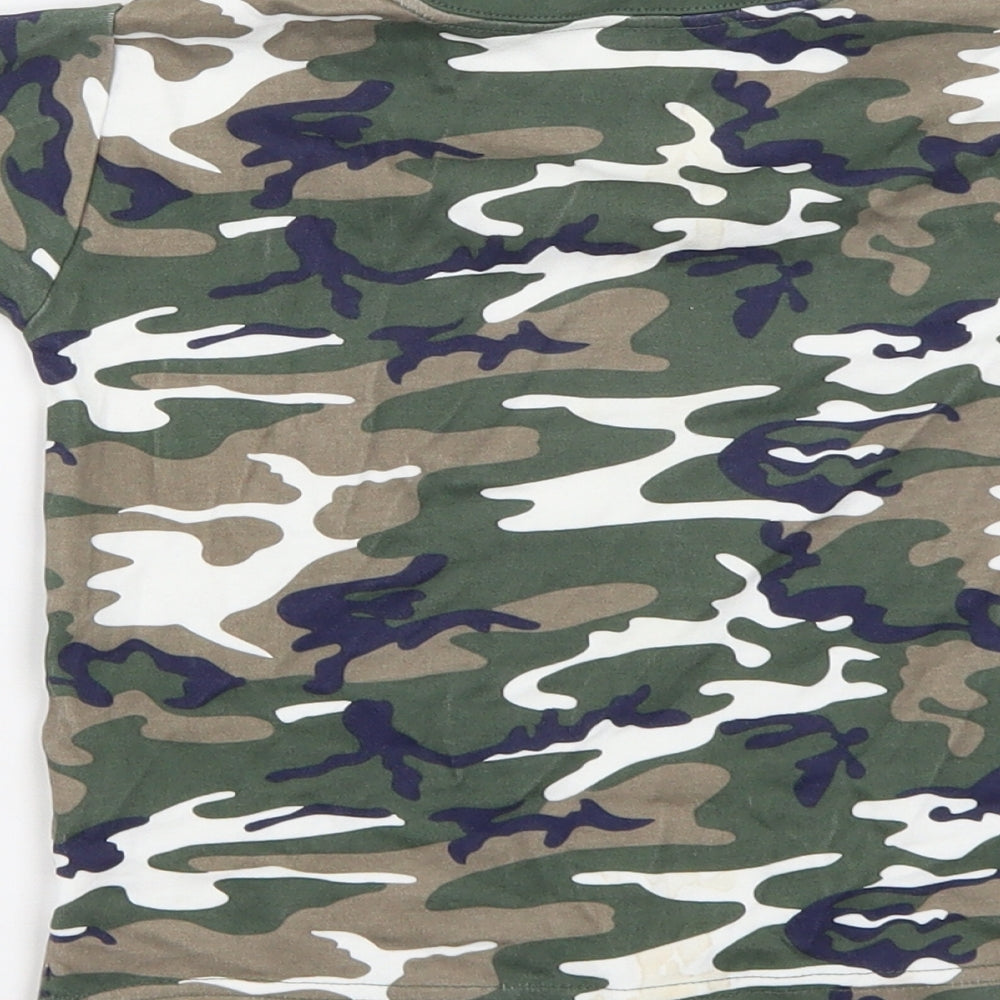 Preworn Boys Green Camouflage Basic T-Shirt Size 2-3 Years