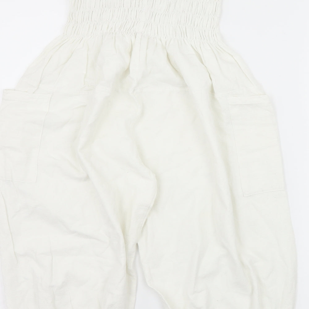 Preworn Womens White Rayon Bermuda Shorts Size 30 in
