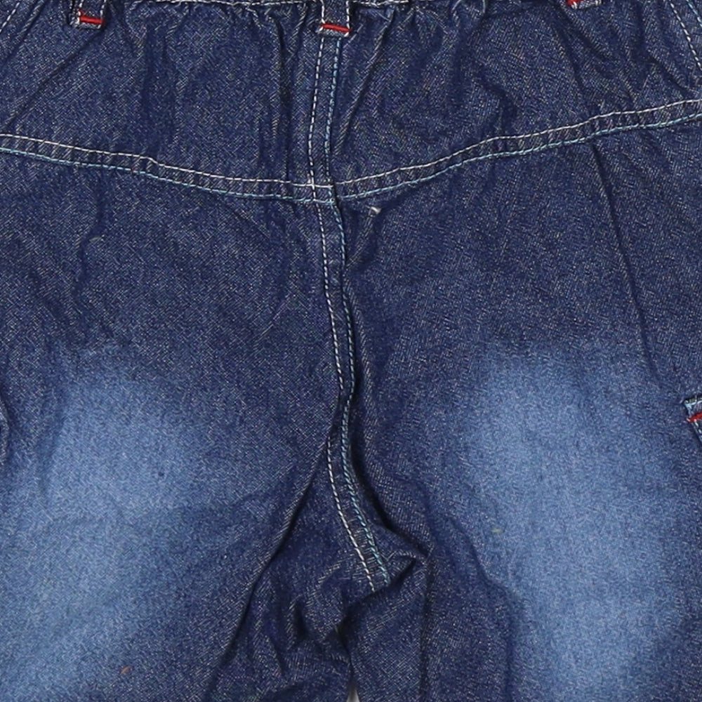 Brand and care label for Aardvark boys’ blue denim cargo shorts, size 2, years