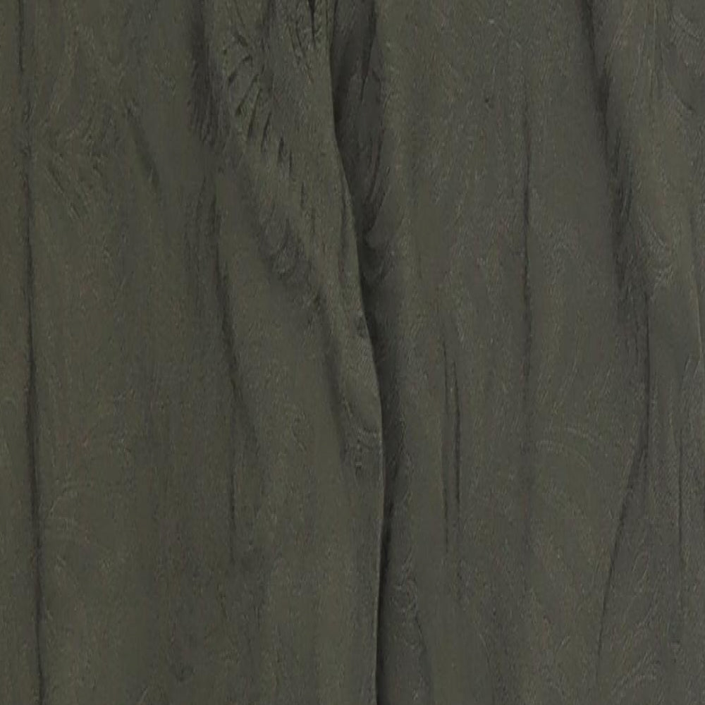 H&M Womens Green Trousers Size 8 L24 in - Leaf Print