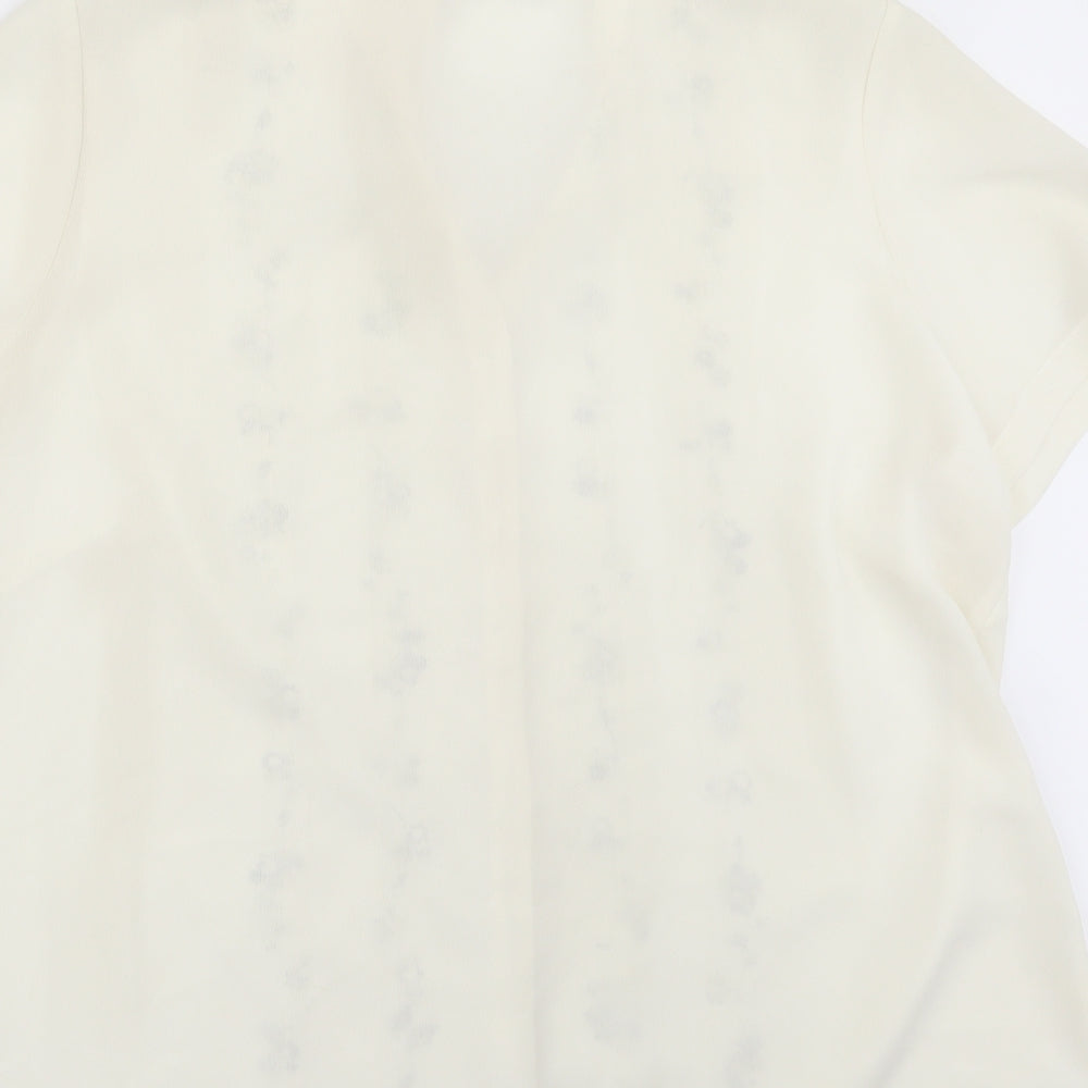 BM Womens Basic Button-Up Size 20