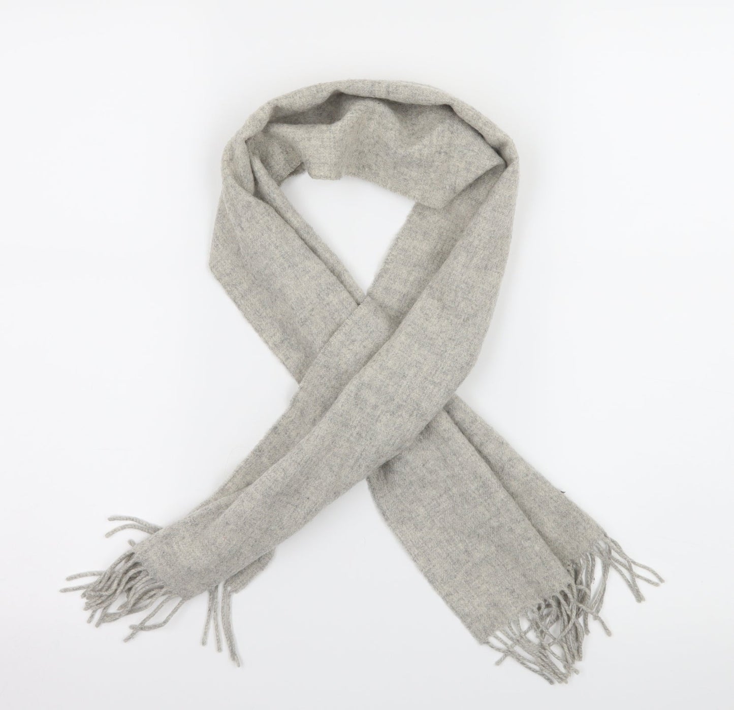 Preworn Womens Grey Knit Scarf