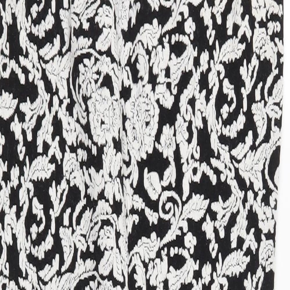 Preworn Womens Black Paisley Capri Leggings Size 32 in L27 in