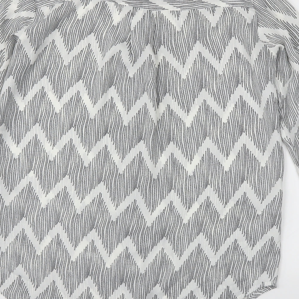 Boohoo Womens Grey Argyle/Diamond Basic Blouse Size S