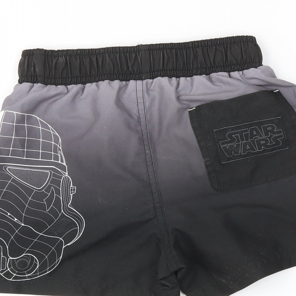 TU Boys Black Sweat Shorts Size 5 Years