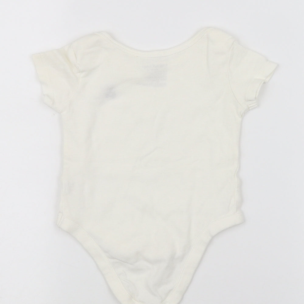 Gap Baby White Basic T-Shirt Size 3-6 Months