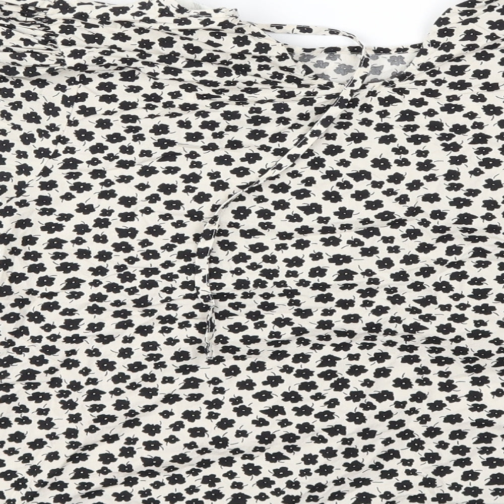 H&M Womens White Floral Basic T-Shirt Size S
