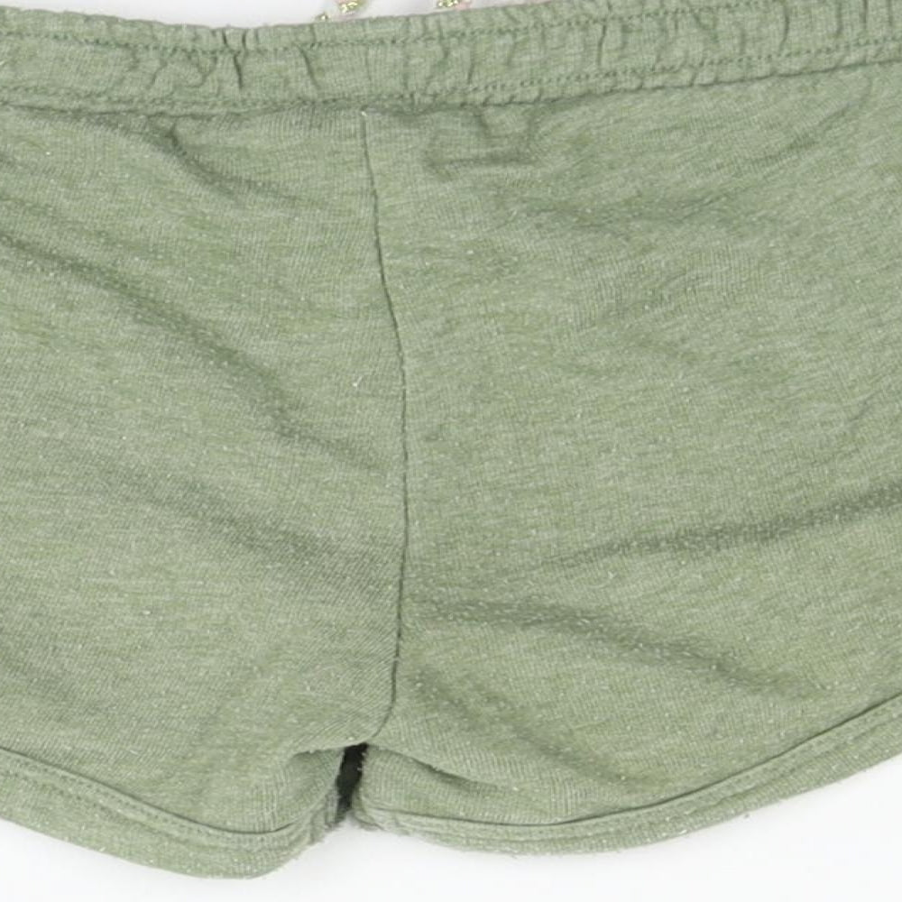I love girls wear Girls Gold Sweat Shorts Size 6 Years