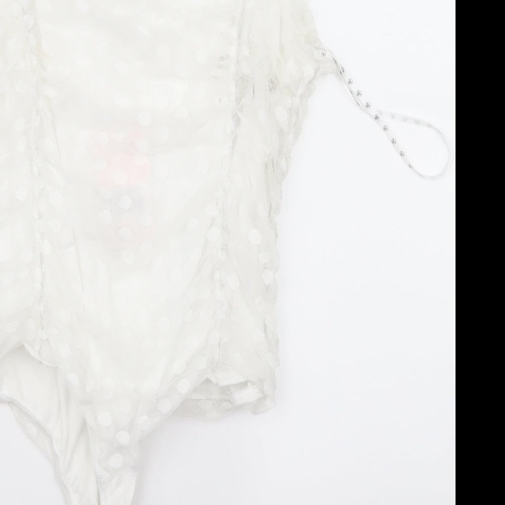 Preworn Womens White Cropped Blouse Size 12