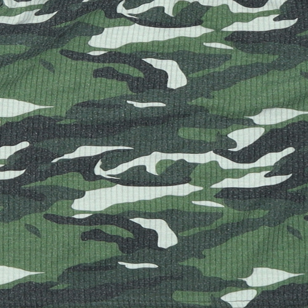 Primark Girls Green Camouflage Basic T-Shirt Size 4-5 Years