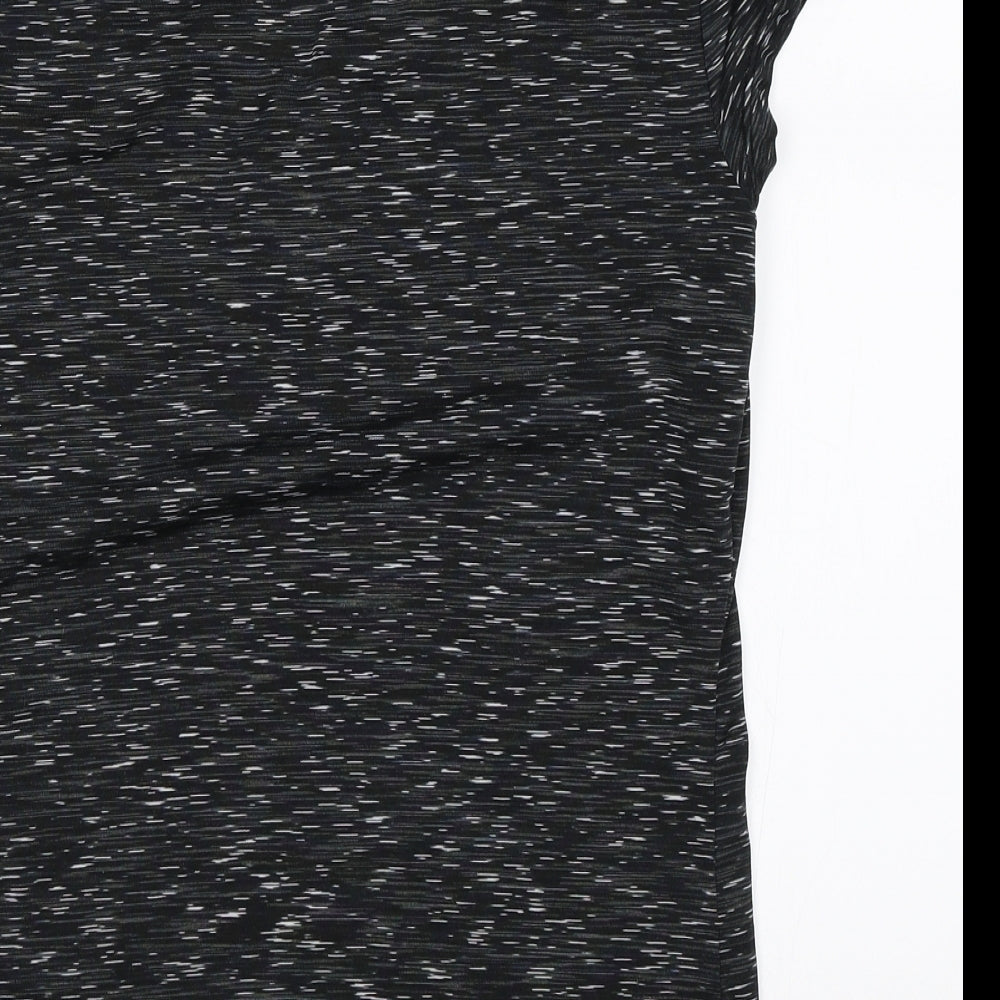 Preworn Womens Black Basic T-Shirt Size 8
