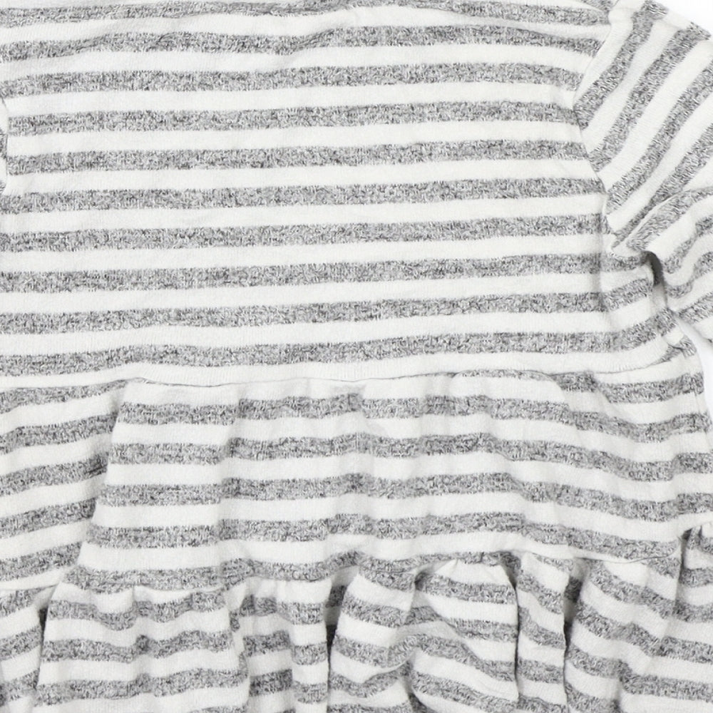 F&F Girls Grey Striped Basic T-Shirt Size 6-7 Years
