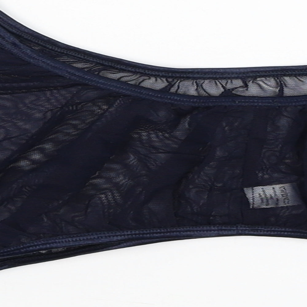 Preworn Womens Blue Cropped Tank Size 30
