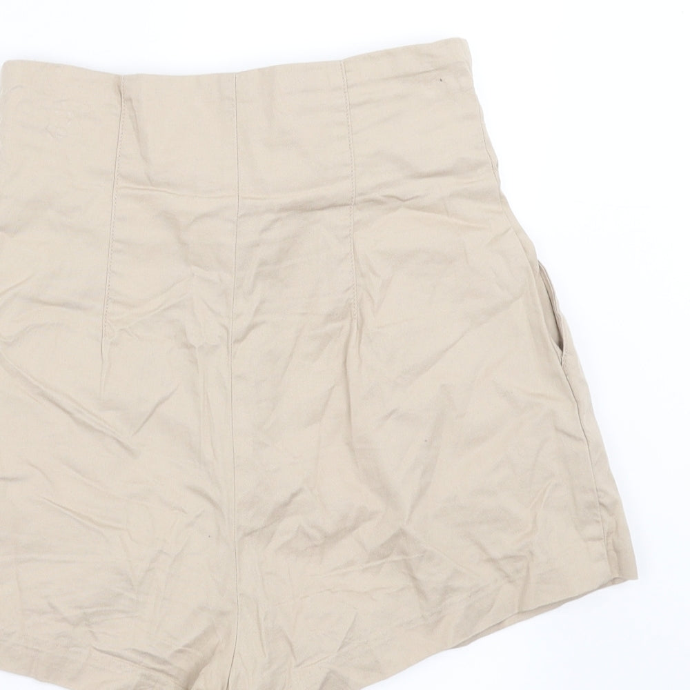 Divided by H&M Womens Beige Hot Pants Shorts Size 6