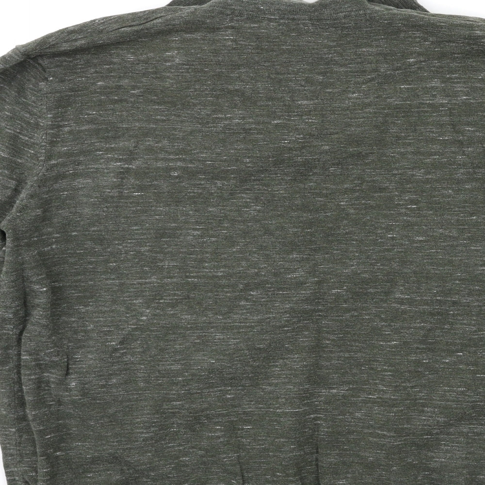 Brand and care label for Easy men’s green knit jumper, size L