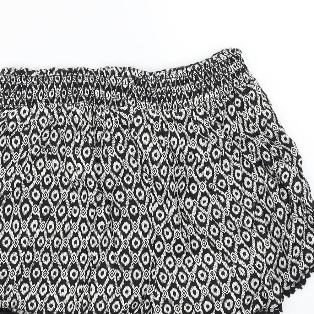 Primark Womens Black Geometric Bermuda Shorts Size 8
