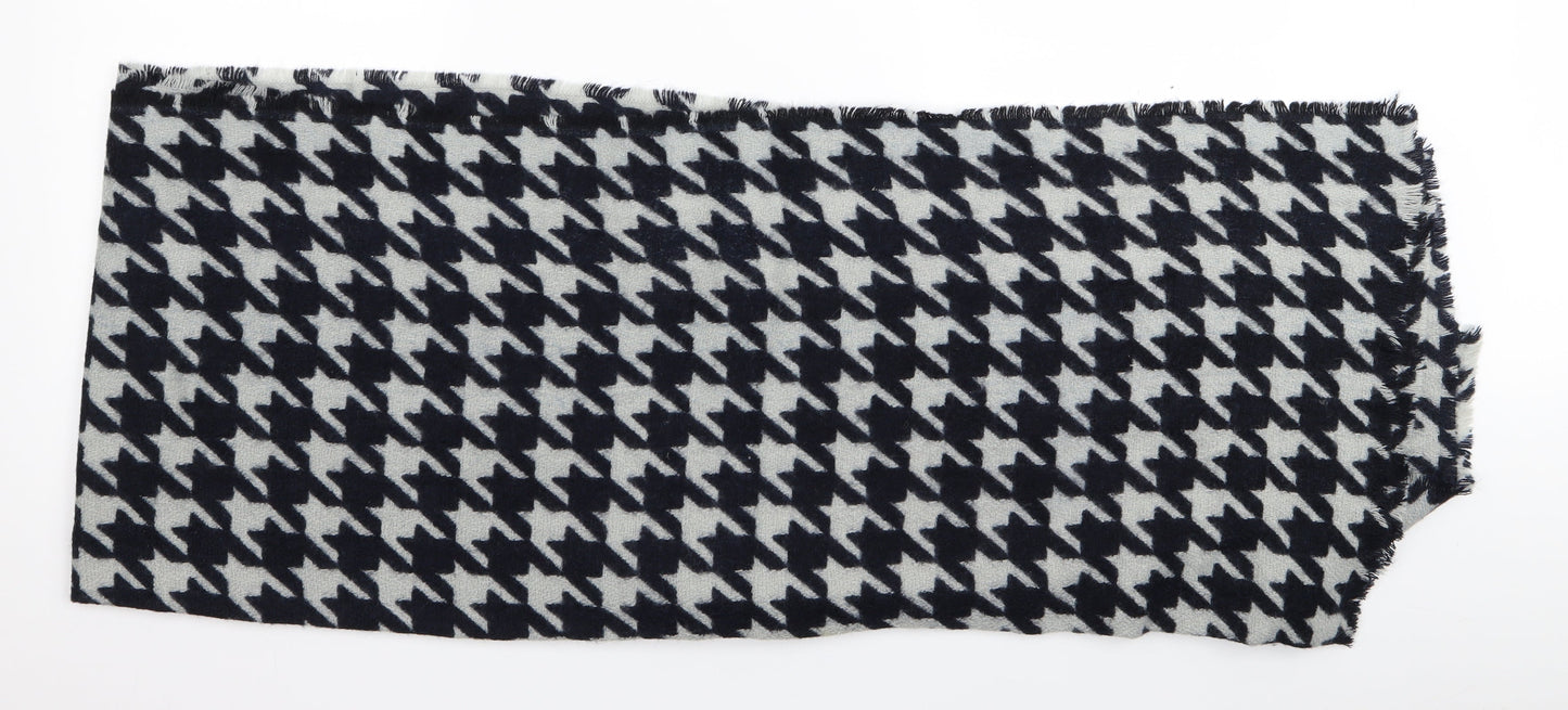 peruna Unisex Black Scarf