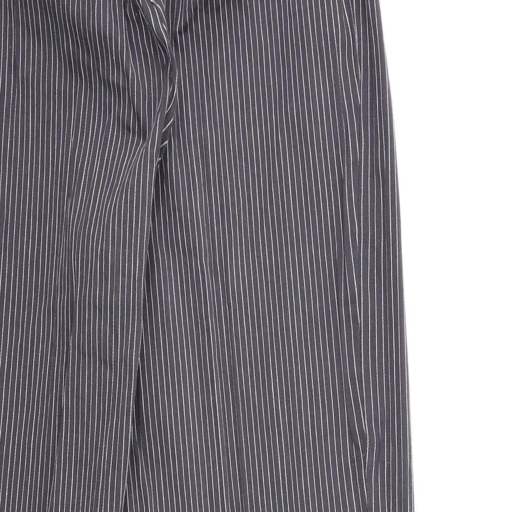 Preworn Womens Grey Striped Trousers Size 26 in L29 in