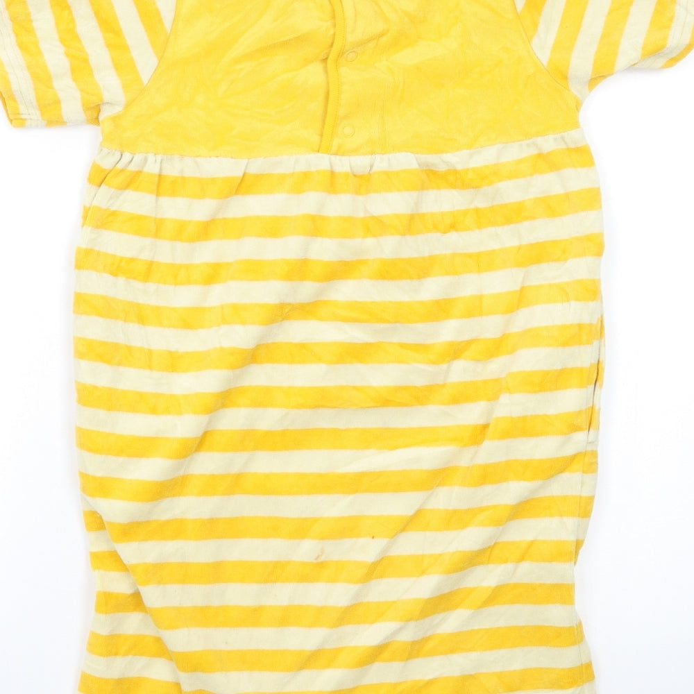 Preworn Girls Yellow Striped Size 7-8 Years