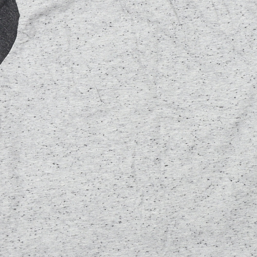 Disney Boys Grey Basic T-Shirt Size 7-8 Years