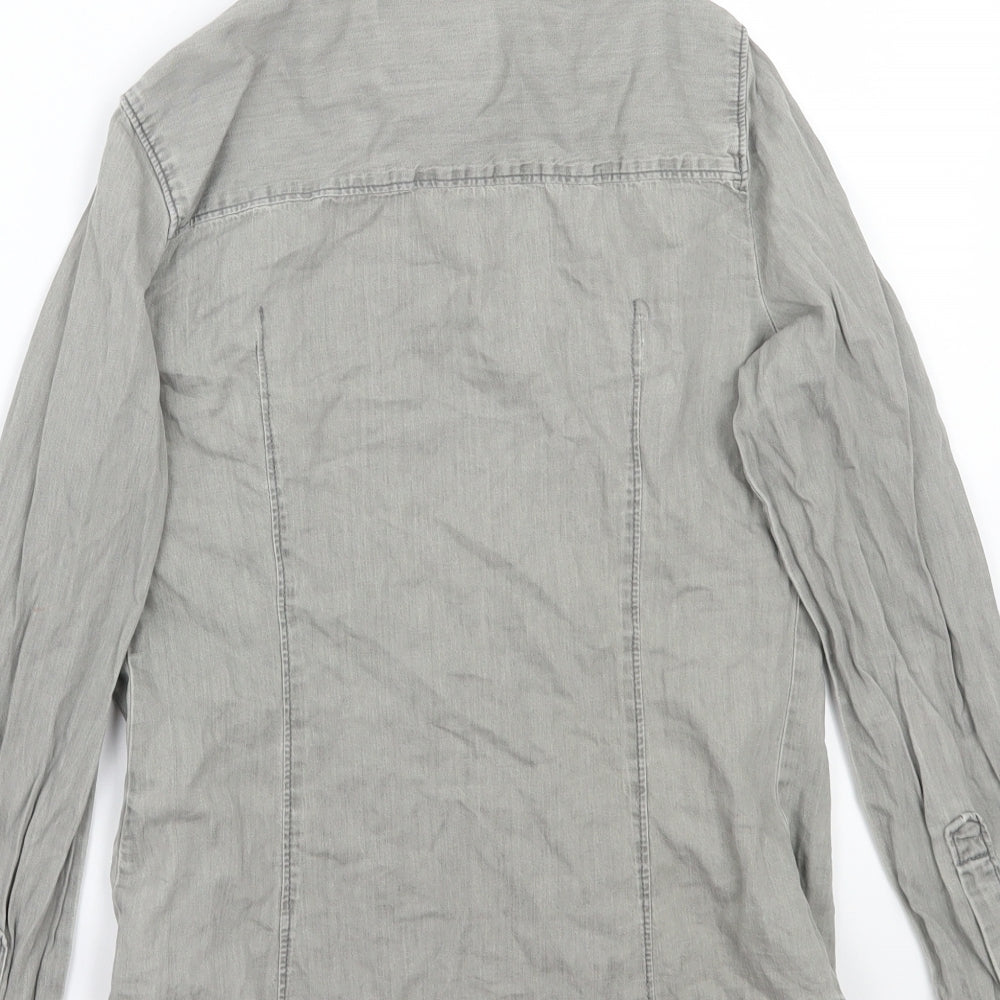 Brand and care label for Denim & Co. women’s grey basic button-up, size UK 6