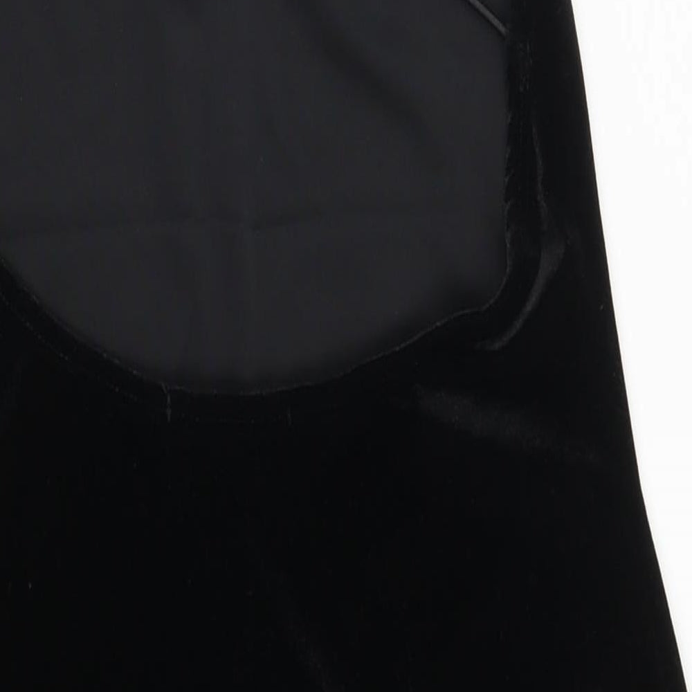 Brand and care label for Missguided women’s black mini, size UK 8