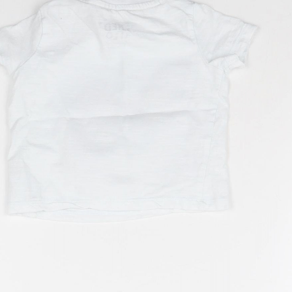 Fred & flo Baby White Basic T-Shirt Size 3-6 Months - beach days