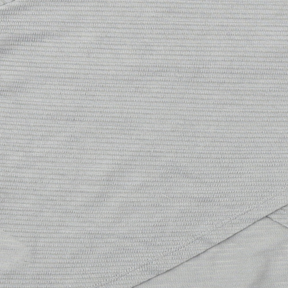 Dare to be Womens Grey Basic T-Shirt Size 8