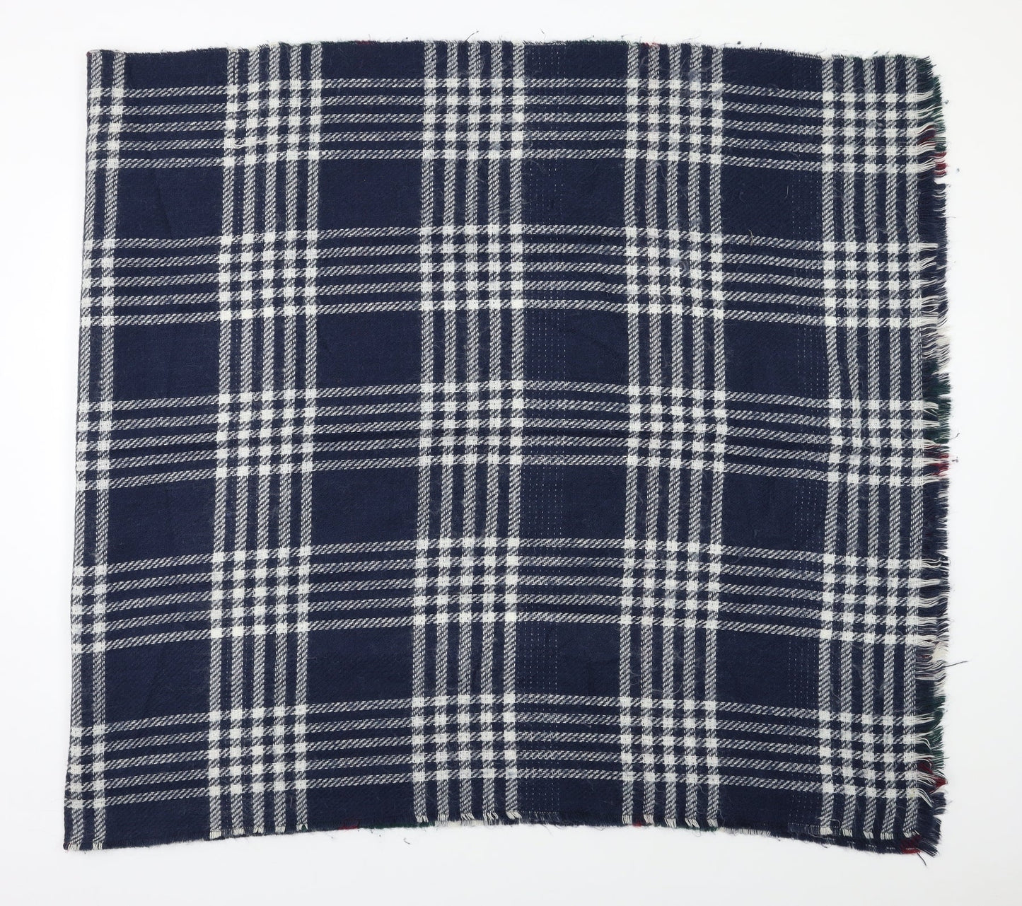 Preworn Womens Blue Plaid Shawl/Wrap