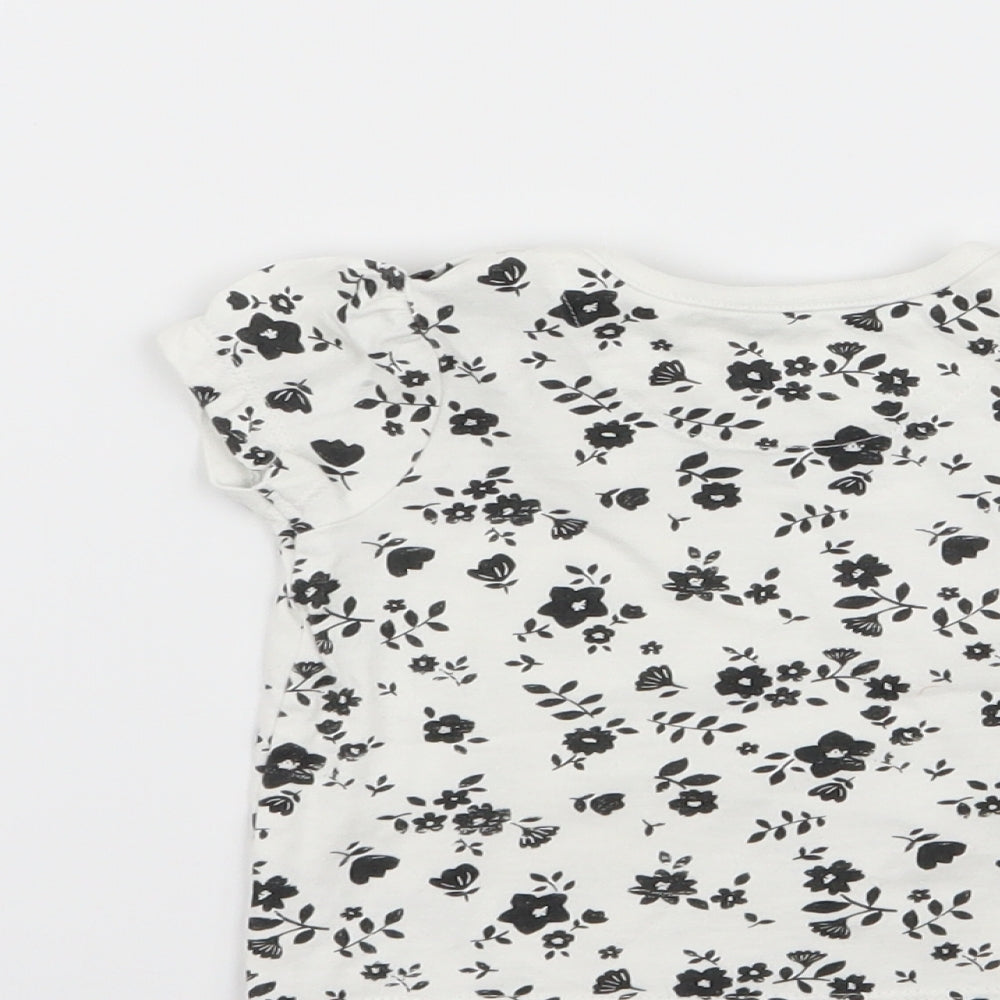 nut,eg Girls White Floral Basic T-Shirt Size 3-6 Months