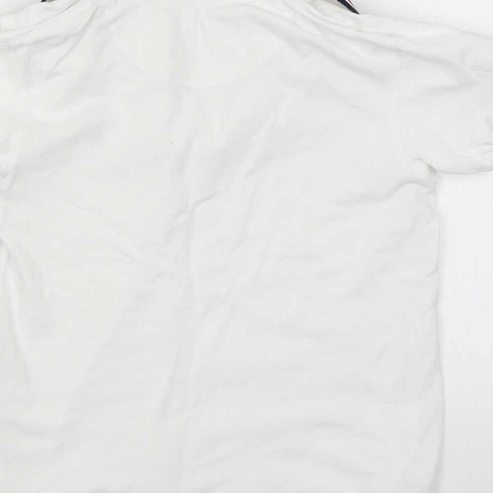 Blue Giraffe Boys White Basic T-Shirt Size 6 Years